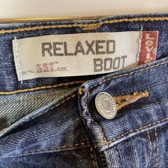 Levi's 557 Relaxed Boot Cut Jeans Size 40x30 - Picture 4 of 10
